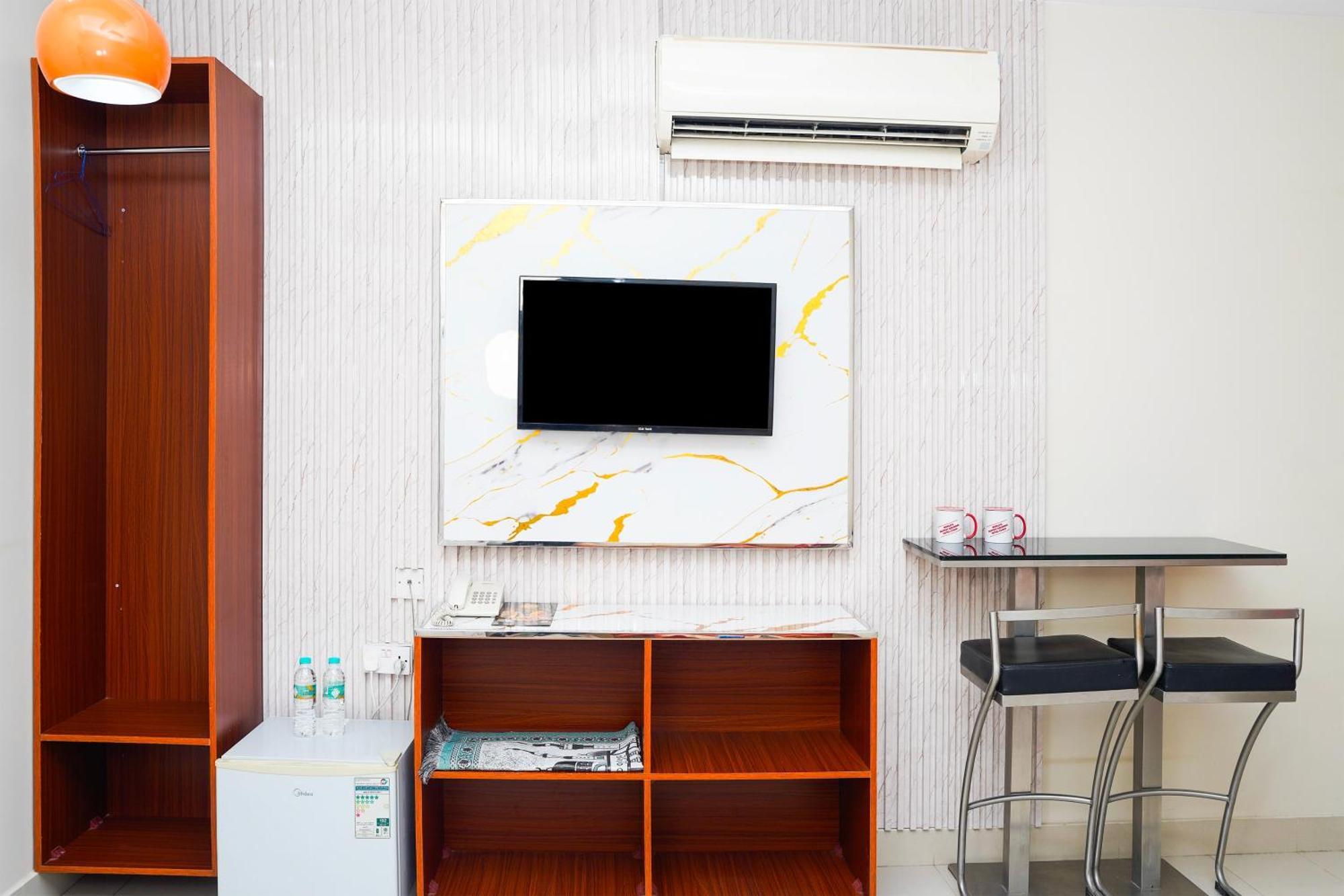 Al Bayrahaa Hotel Apartments Сиб Экстерьер фото