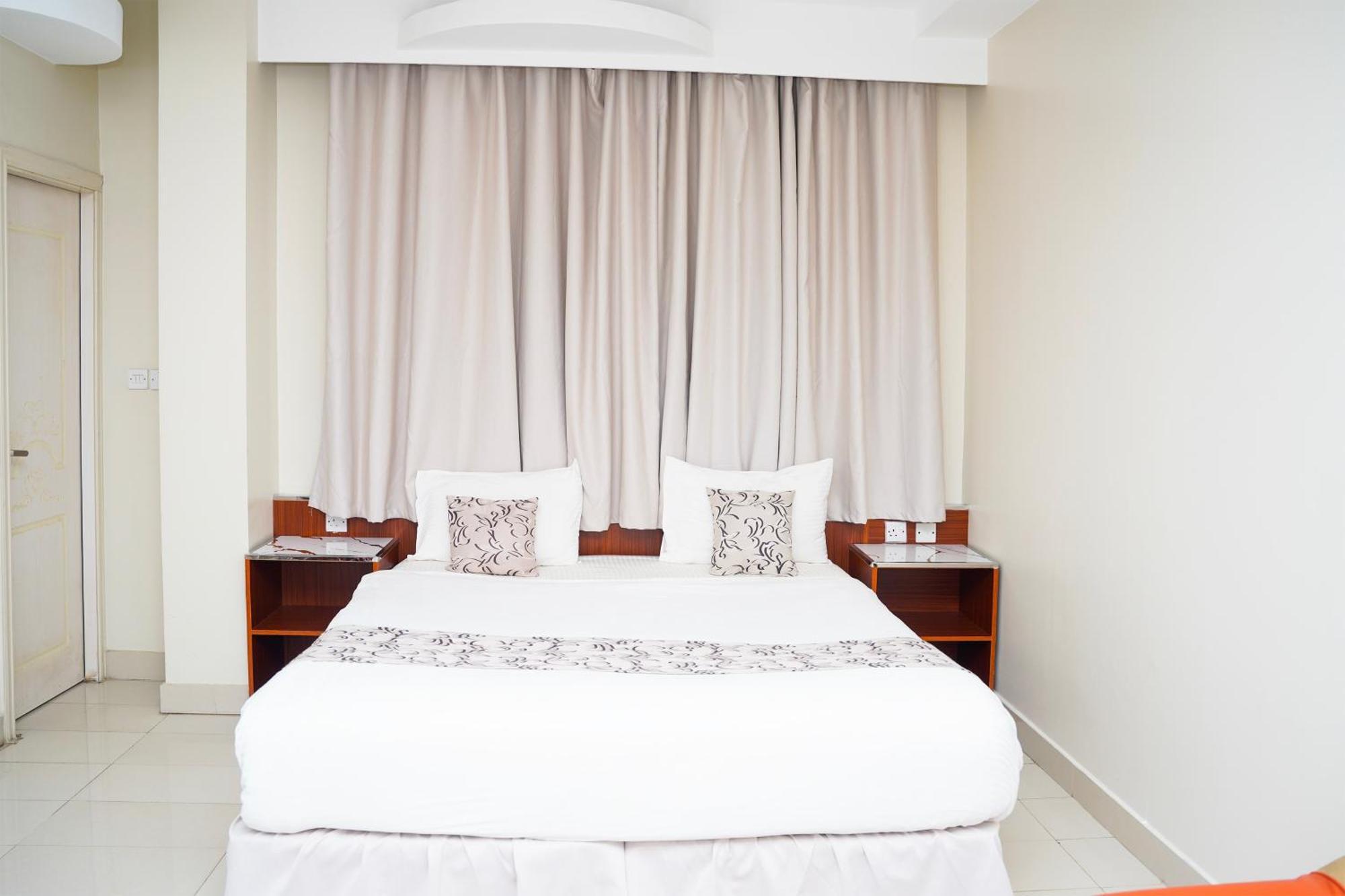 Al Bayrahaa Hotel Apartments Сиб Экстерьер фото